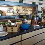 Soul On The Esplanade - Hr Surfers Paradise