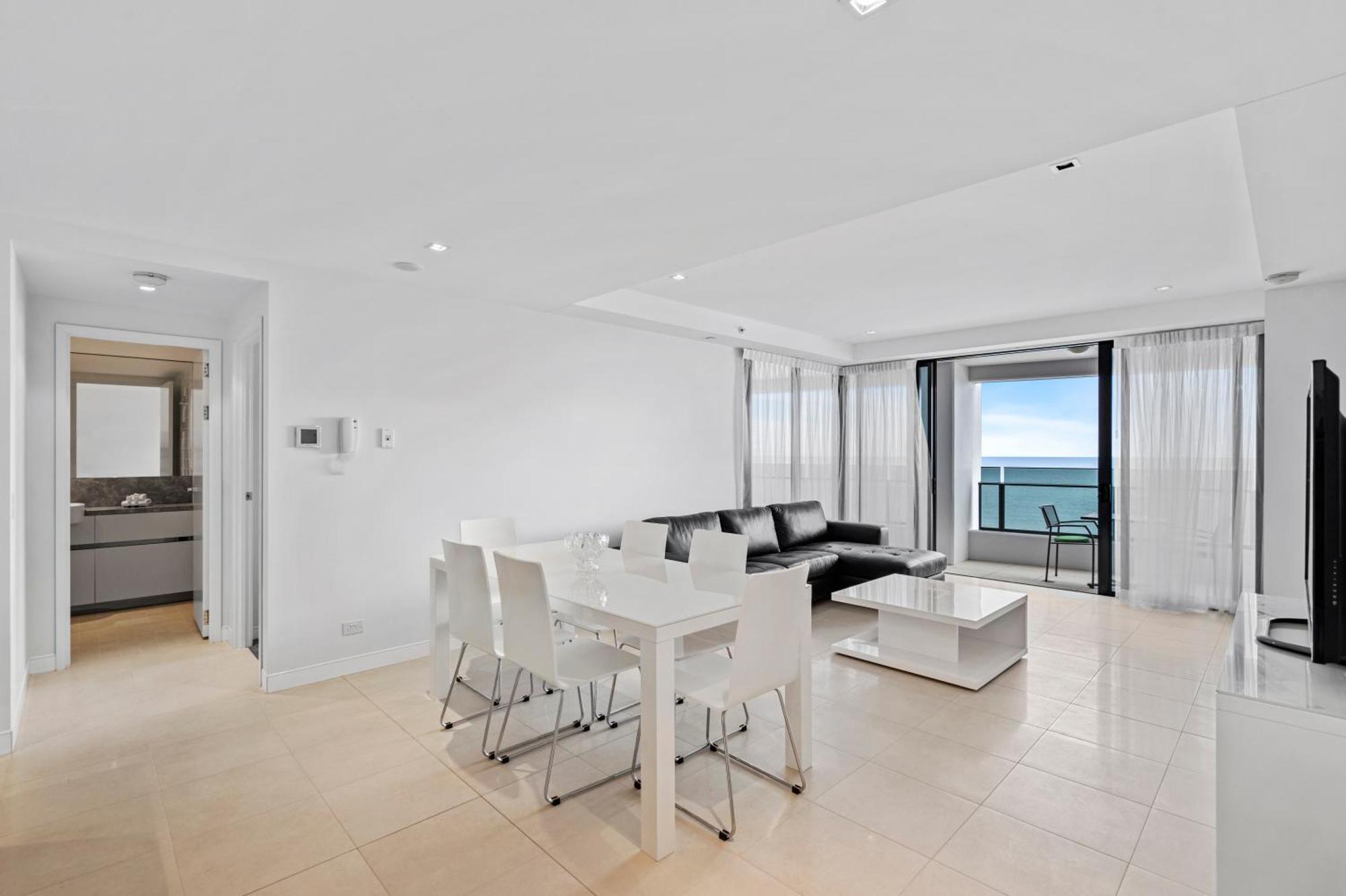 Soul On The Esplanade - Hr Surfers Paradise Apartment *